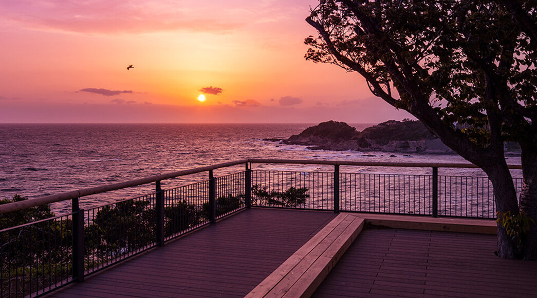 夕陽と海を望むソレイユの丘The View